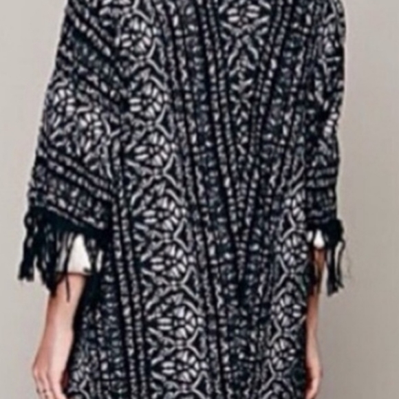 *Final Sale* Free People Kimono Black Gray Fringed - Picture 3 of 12